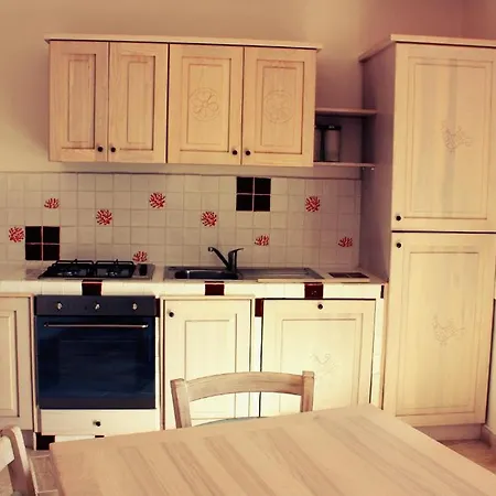 Leo Village Aparthotel